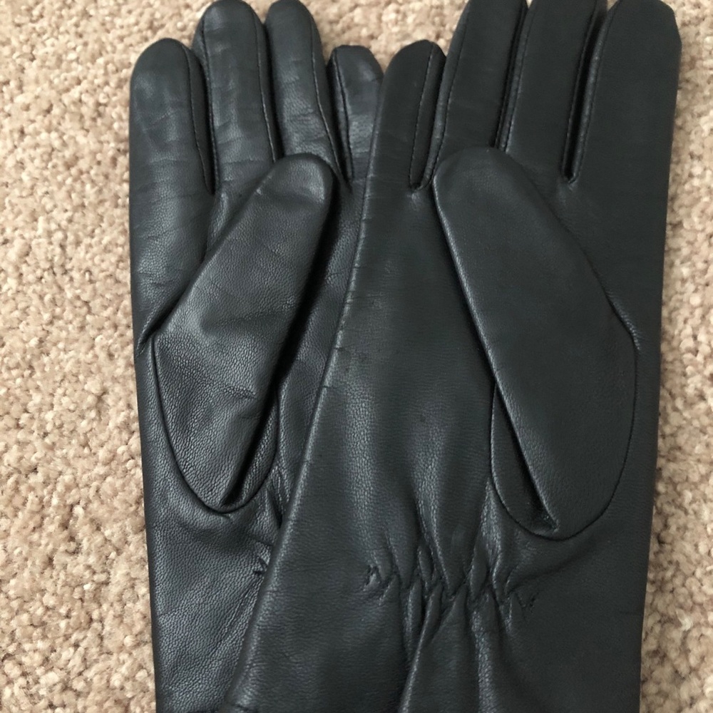 Leather lined gloves - Picture 5 of 9